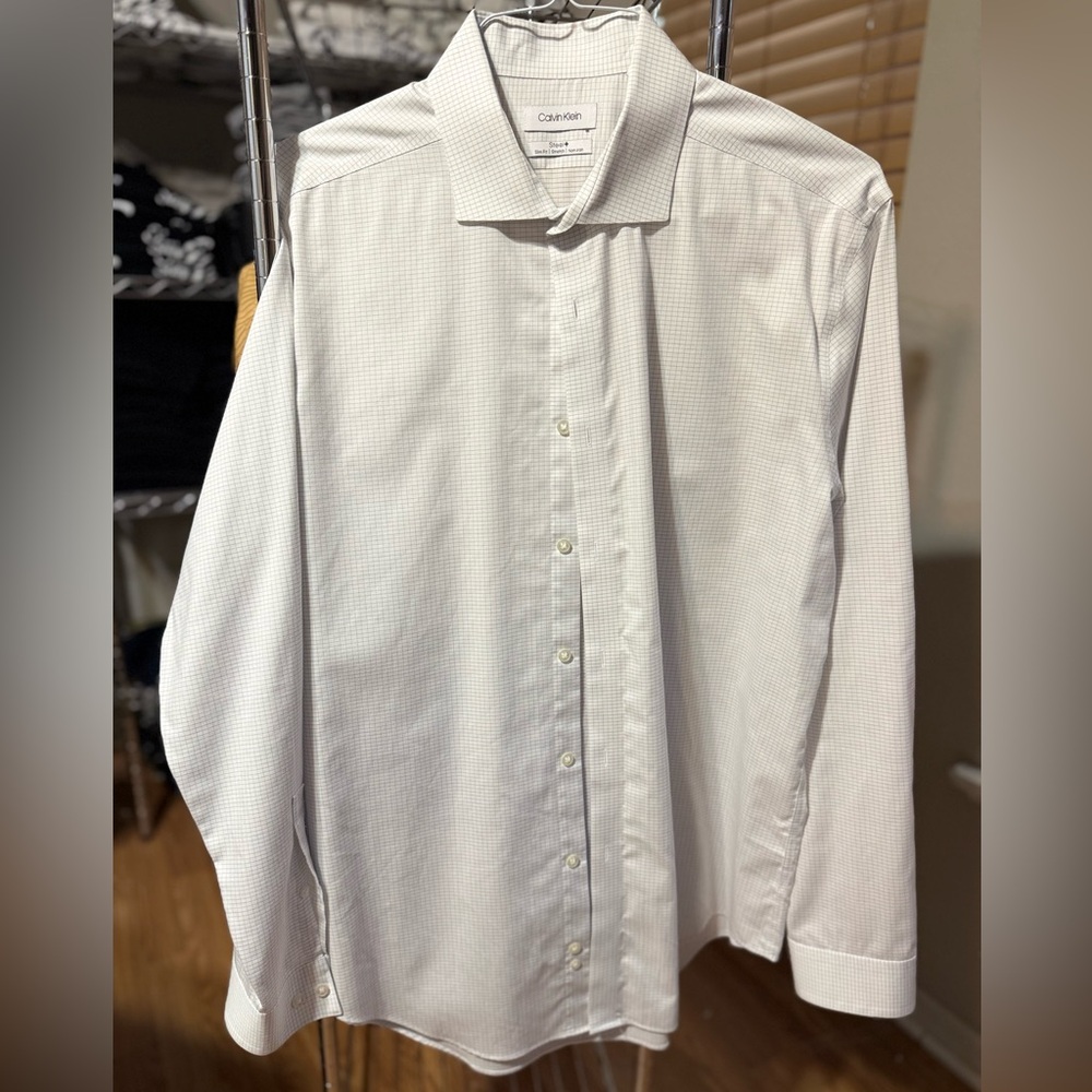 Calvin Klein Men's Light Gray Dress Shirt